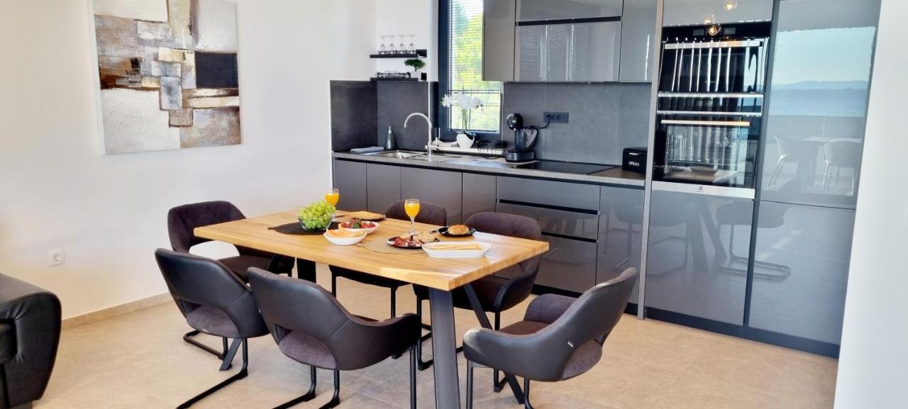 Dinary Apartman Vir Exterior photo